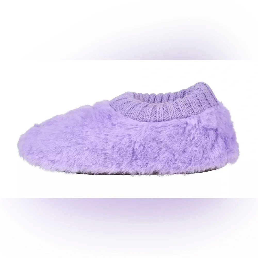 Northeast Outfitters Girls' Cozy Cabin Purple Fur Heart Slippers in Size S/M